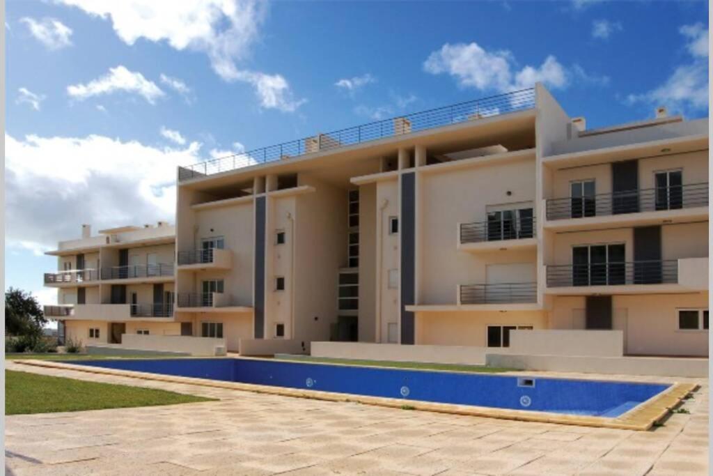 Modern 3 Bedroom Pool View. Албуфейра Экстерьер фото